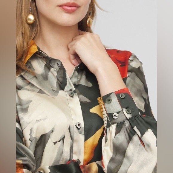 Chico’s Floral Faux Silk Button Front Blouse - Picture 5 of 12